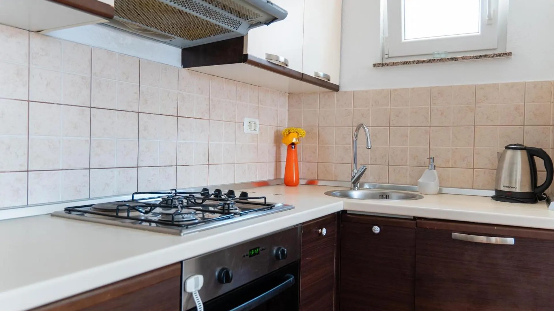 Summer In Mandre Apartment